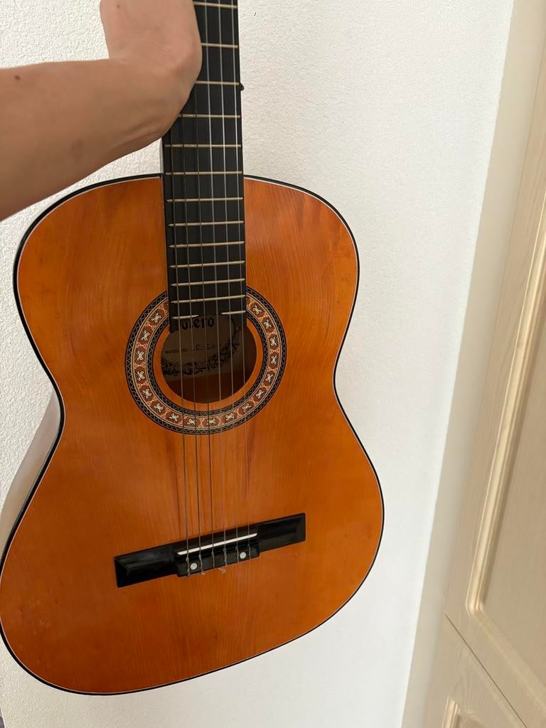 Bolero C-100 Klassieke Gitaar - Zo goed als nieuw, Muziek en Instrumenten, Snaarinstrumenten | Gitaren | Akoestisch, Ophalen, Zo goed als nieuw