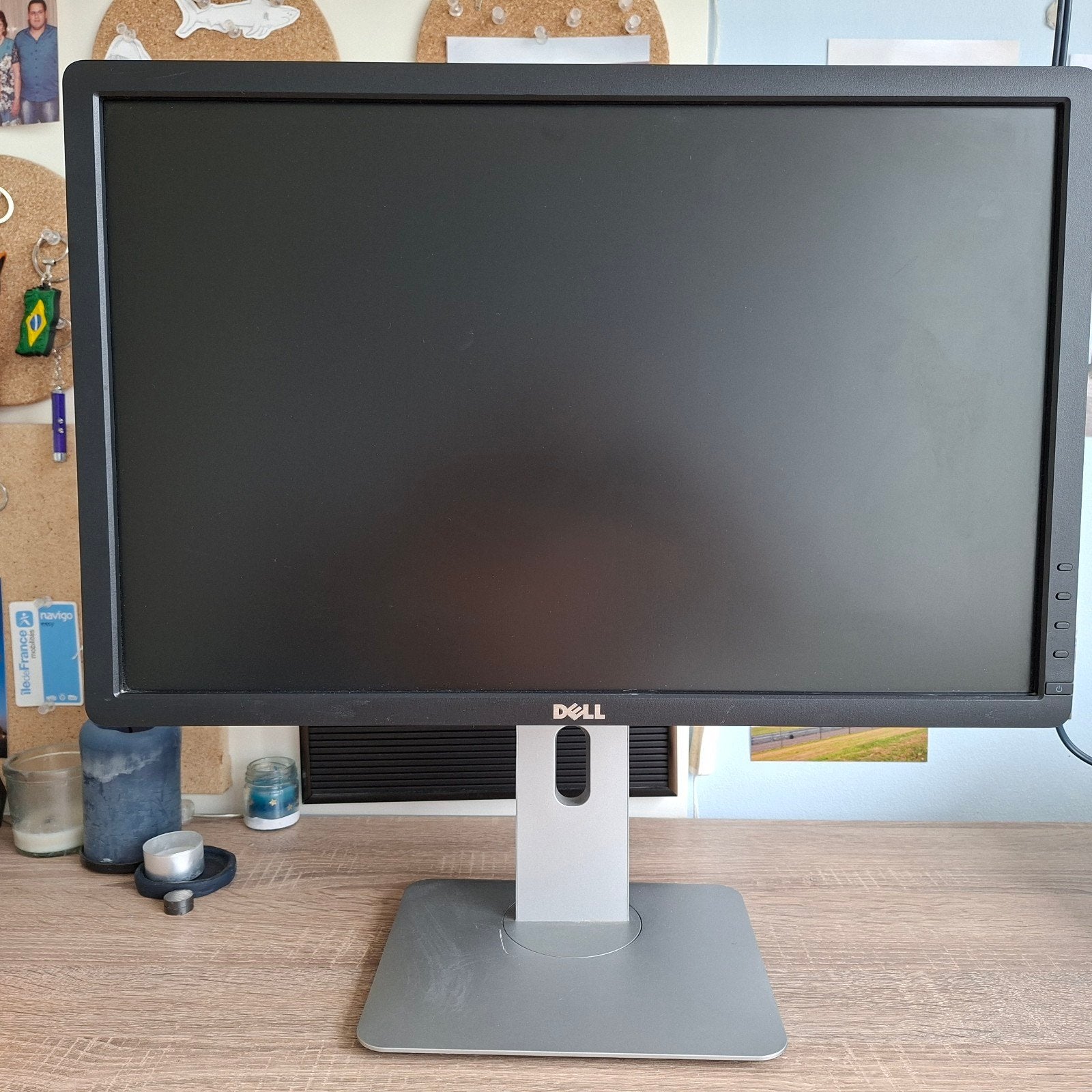 Dell P2213t Monitor - 22 inch Full HD, Full HD, Ophalen of Verzenden, Dell, In hoogte verstelbaar