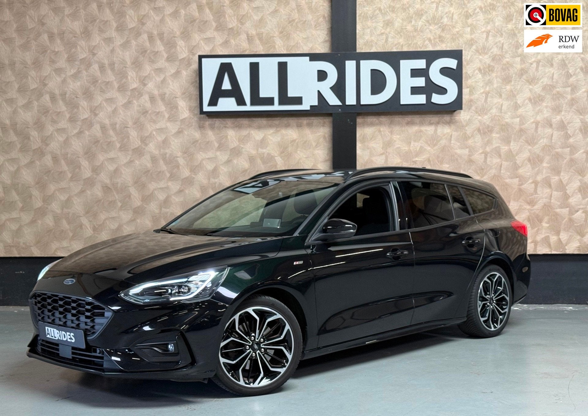 Ford Focus Wagon 1.5 EcoBoost ST Line Business | HUD | Stoel, Dealer onderhouden, Stof, Gebruikt, 700 kg