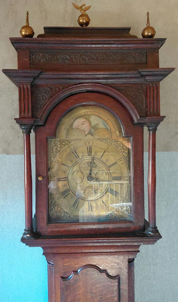 ANTIEK ENGELS STAAND HORLOGE 18E EEUW, Antiek en Kunst, Antiek | Klokken, Ophalen