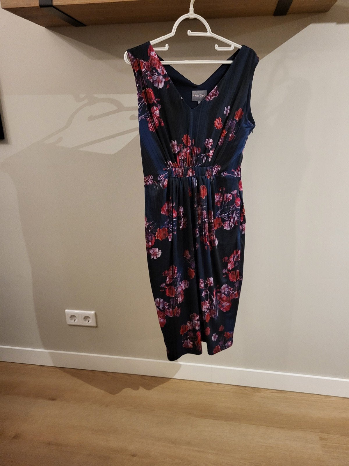 Phase Eight Jurk - Donkerblauw met bloemenprint, Kleding | Dames, Blauw, Maat 42/44 (L), Ophalen of Verzenden, Zo goed als nieuw