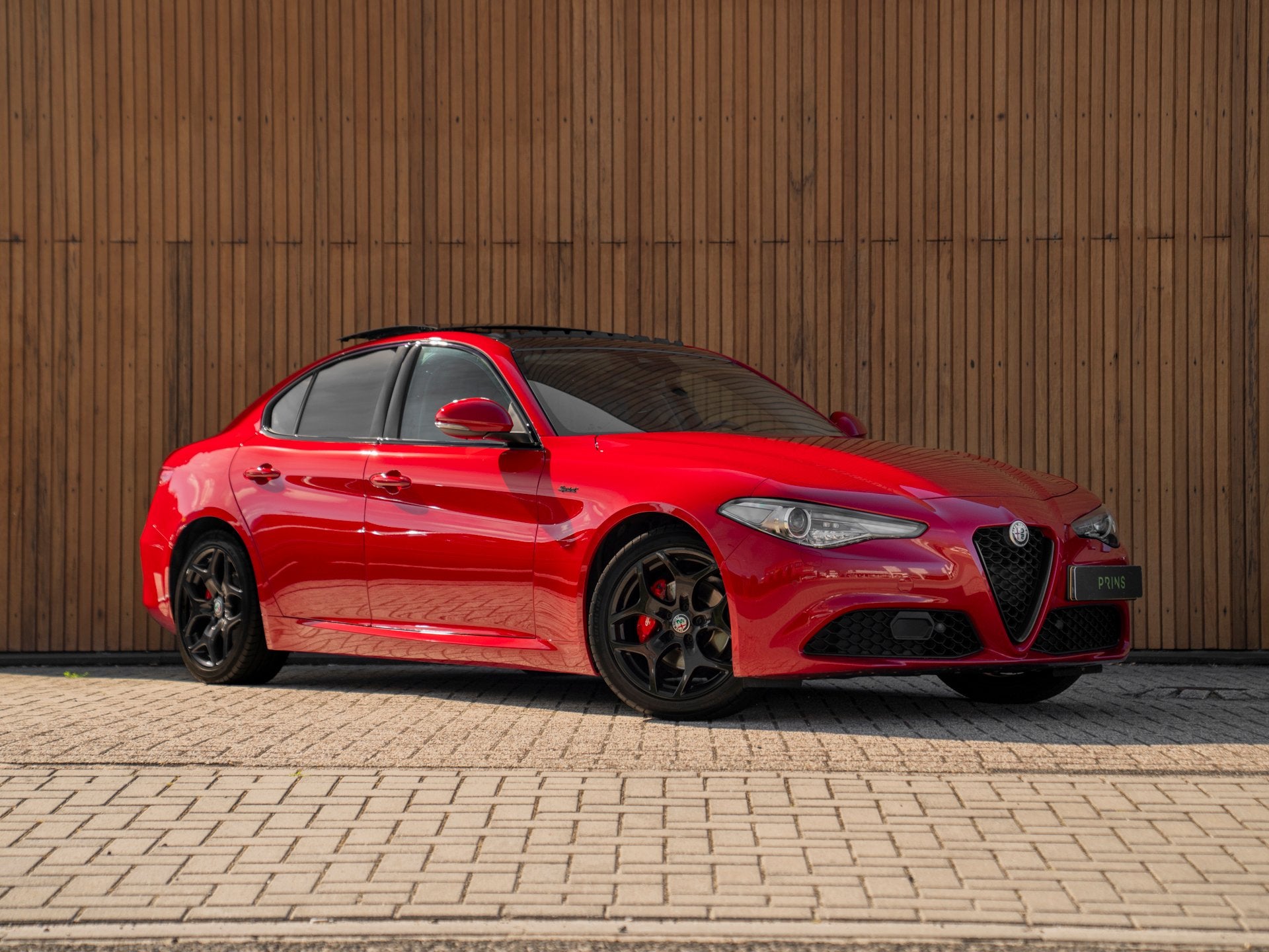 Alfa Romeo Giulia 2.2 Sprint | Panoramadak | Veloce stoelen, 745 kg, Achterwielaandrijving, Euro 6, Bedrijf