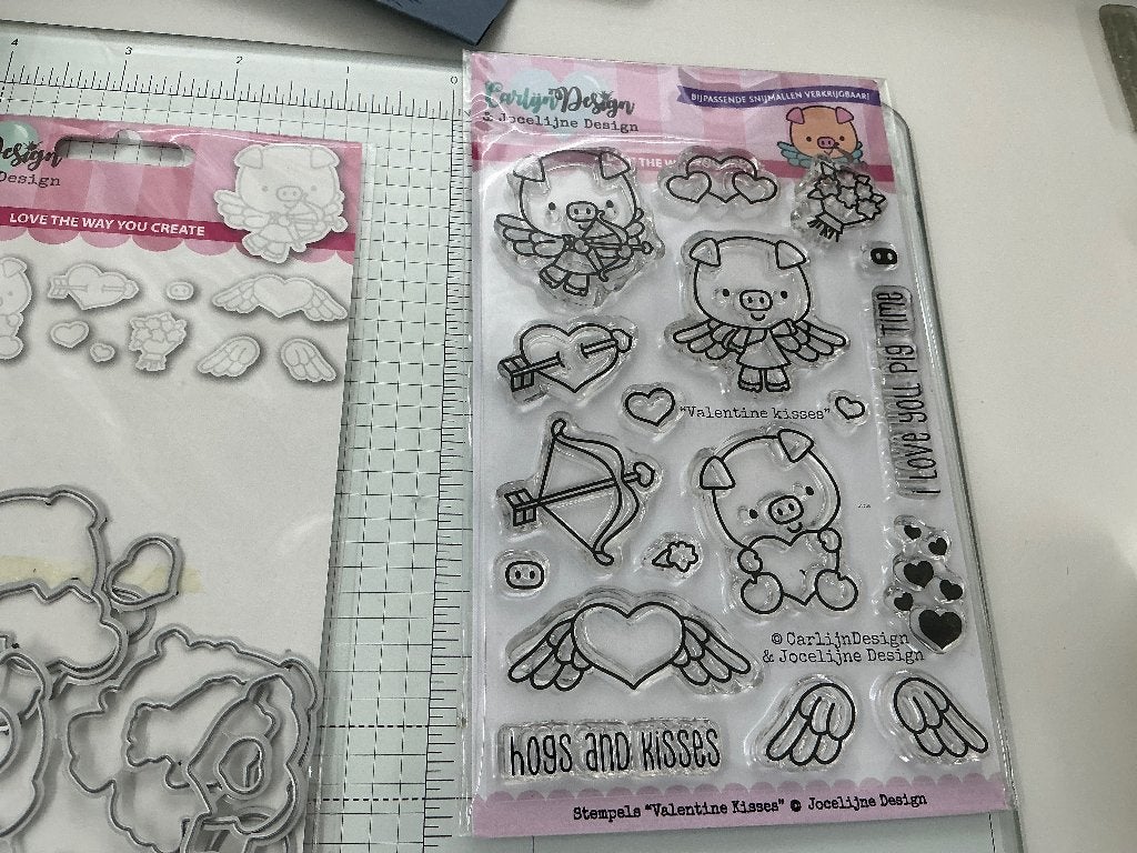Carlijn Design Valentine Snijmallen met Stempels samen, Ophalen of Verzenden, Zo goed als nieuw, Overige thema's, Overige typen