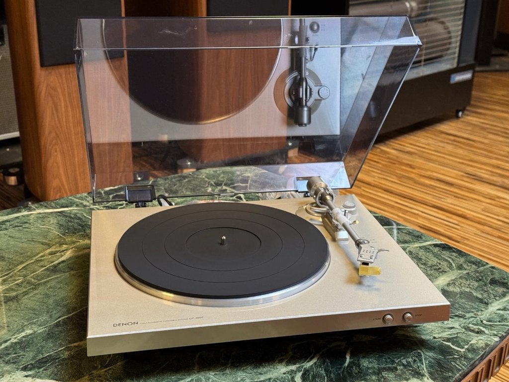 Denon DP-300F / B-stock model, Ophalen of Verzenden, Nieuw, Platenspeler, Overige merken