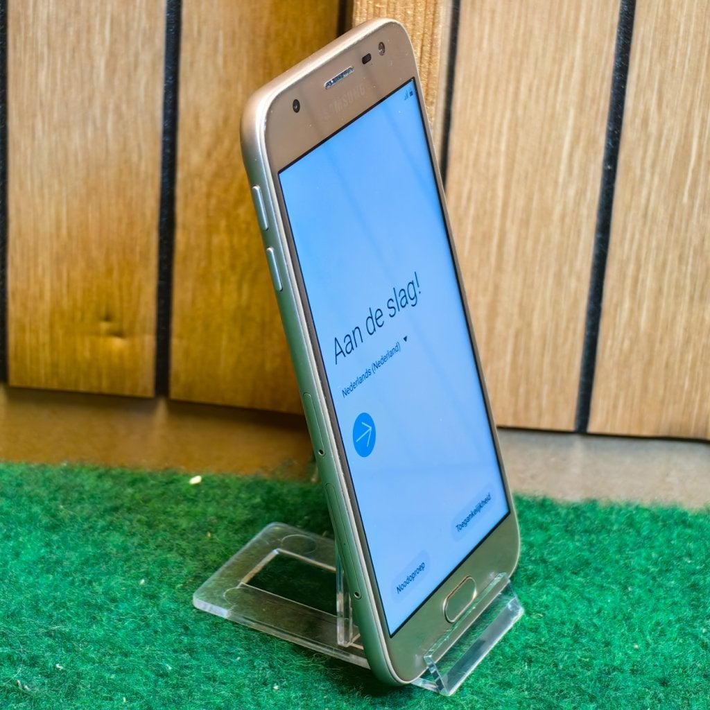 Samsung Galaxy J3 16GB Android 7 - In Nette Staat, Samsung, Gebruikt, Support@Samsung.com, 129, Samsung-ro, Yeongtong-gu
Suwon-si, Gyeonggi-do 16677
South Korea