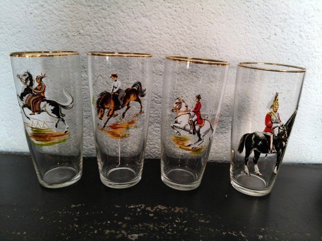 Vintage bierglazen paarden met ruiters 4x, Glas of Glazen, Gebruikt, Overige merken, Ophalen of Verzenden