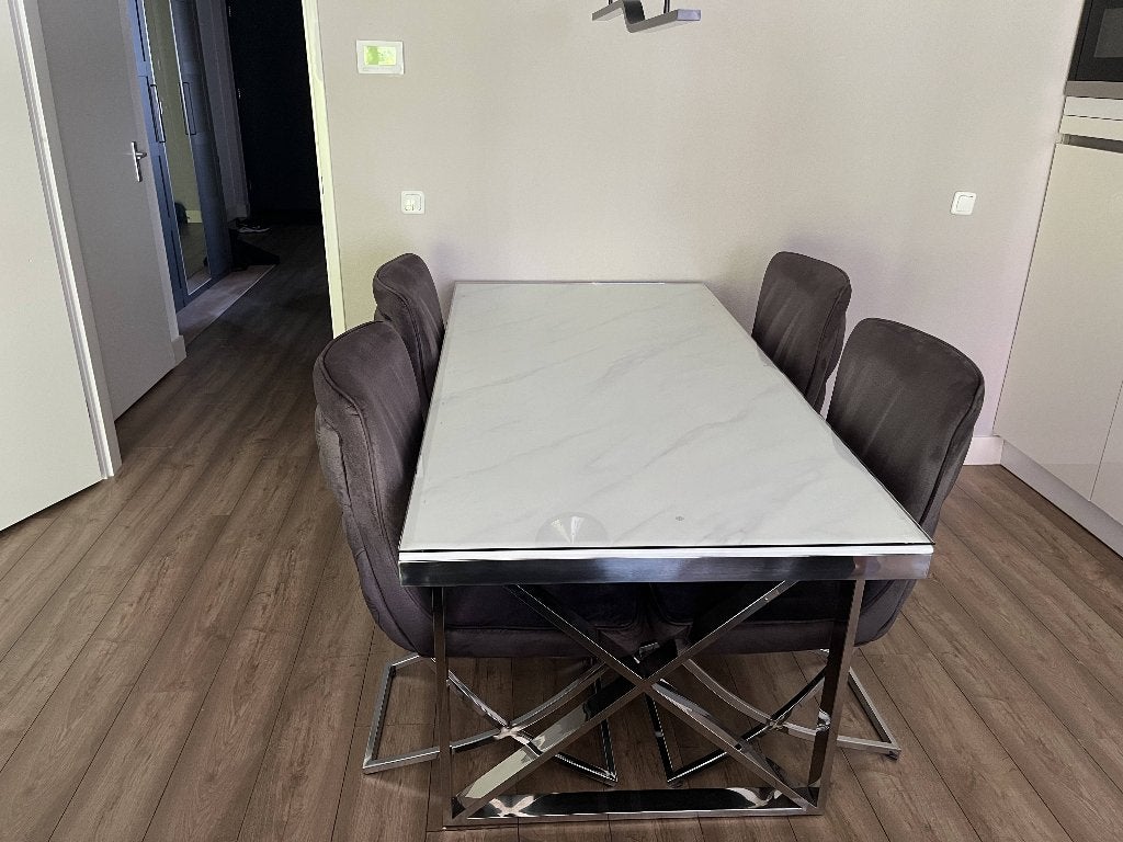 Luxe eettafel met echt marmeren blad en 4 stoelen, Ophalen, 100 tot 150 cm, Overige materialen, Zo goed als nieuw