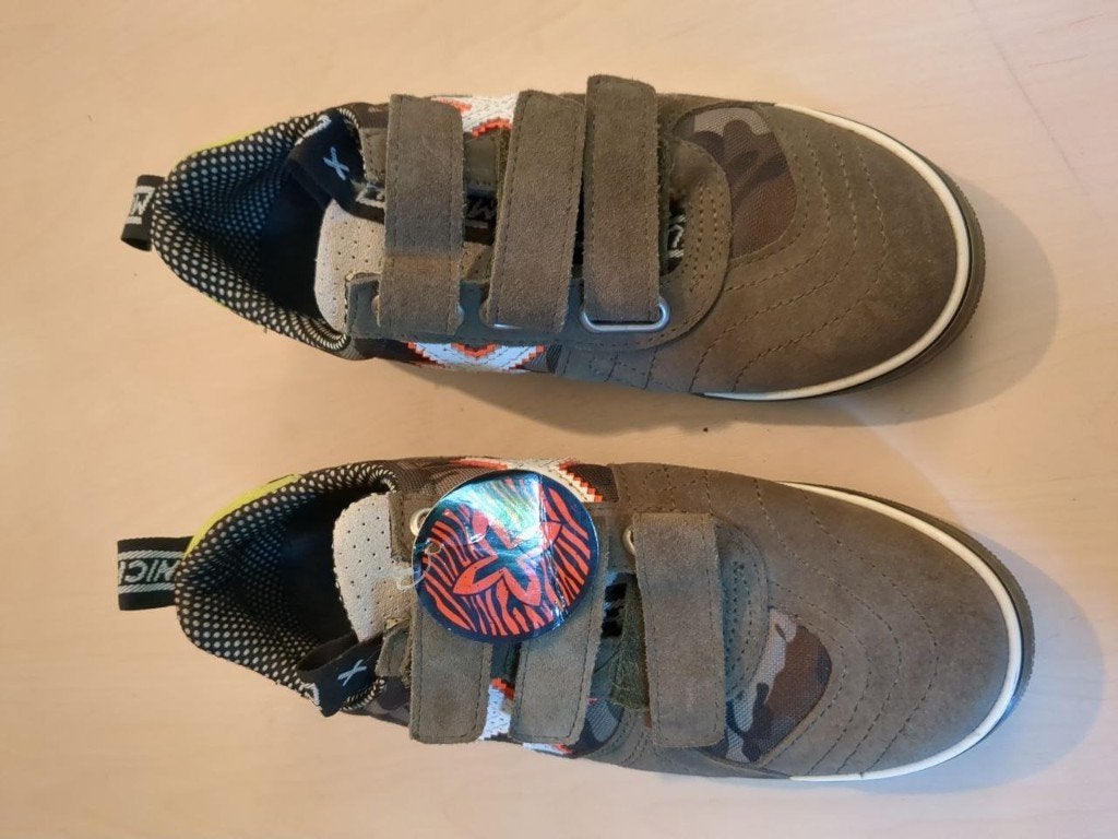 schoenen Munich maat 38 jongens, Kleding | Heren, Schoenen, Overige kleuren, Ophalen of Verzenden, Sneakers of Gympen, Zo goed als nieuw