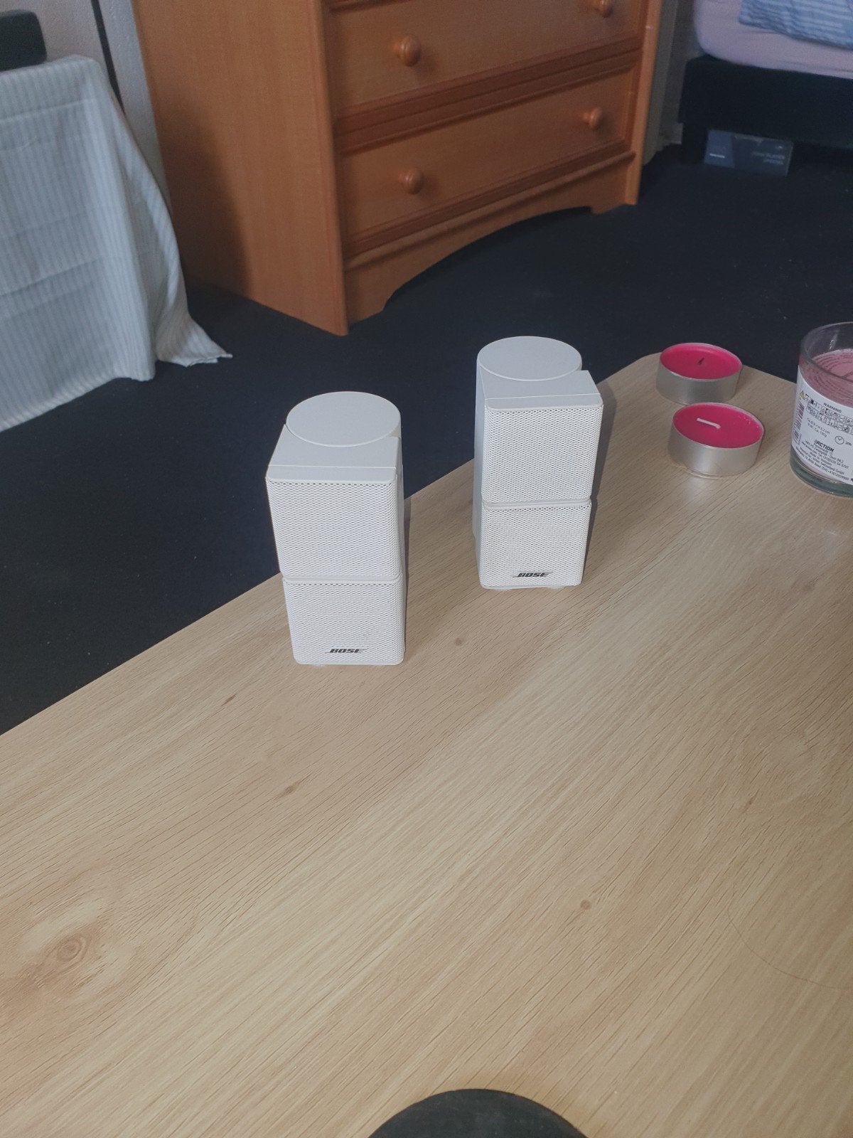 Bose jewel cubes kleur wit incl adapters, Audio, Tv en Foto, Luidsprekers, Ophalen of Verzenden, Zo goed als nieuw, Minder dan 60 watt