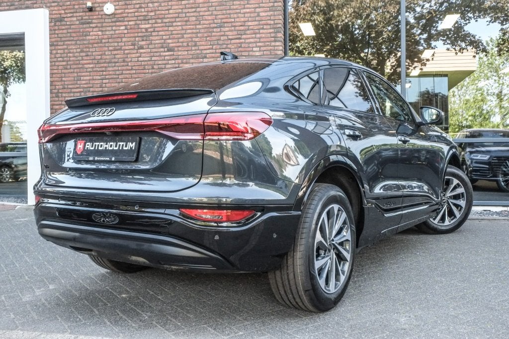Audi Q6 e-tron Sportback 185 kW | SOH 97% | Leder | Camera |, 12 maanden, 0 cilinders, Gebruikt, Zwart