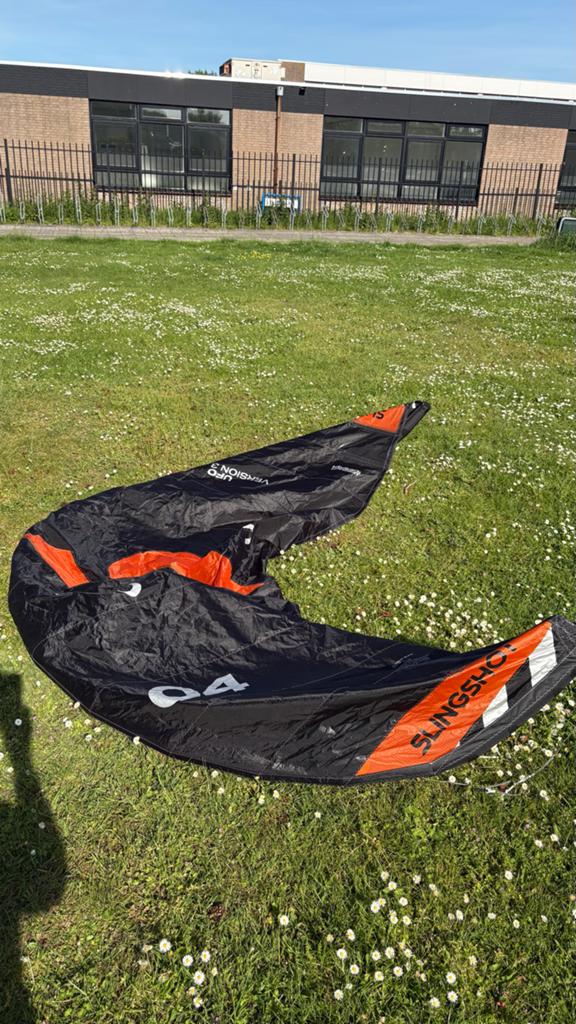 Slingshot UFO V3 6 & 4m Kitefoil kites Zo goed als nieuw, Watersport en Boten, Kitesurfen, Geen board, Ophalen of Verzenden, Kite