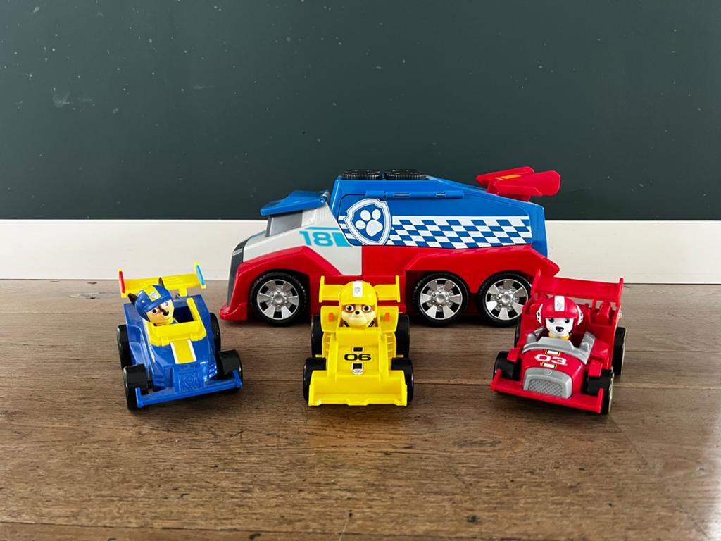Paw Patrol Racers met Grote Vrachtwagen, Ophalen of Verzenden, Gebruikt