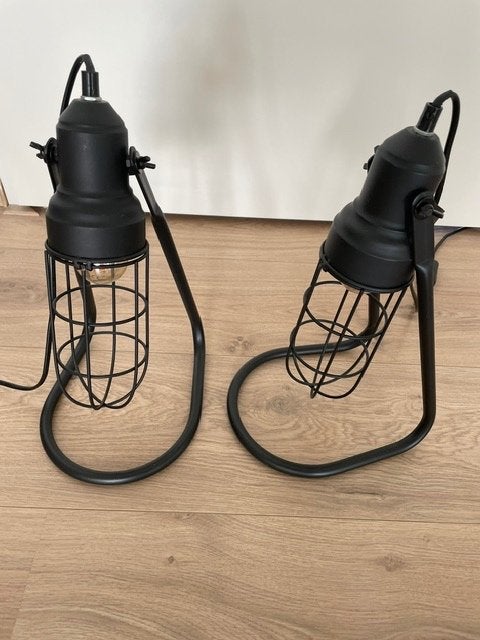 Tafellamp / bedlamp, Huis en Inrichting, Ophalen, Zo goed als nieuw, Metaal, Modern
