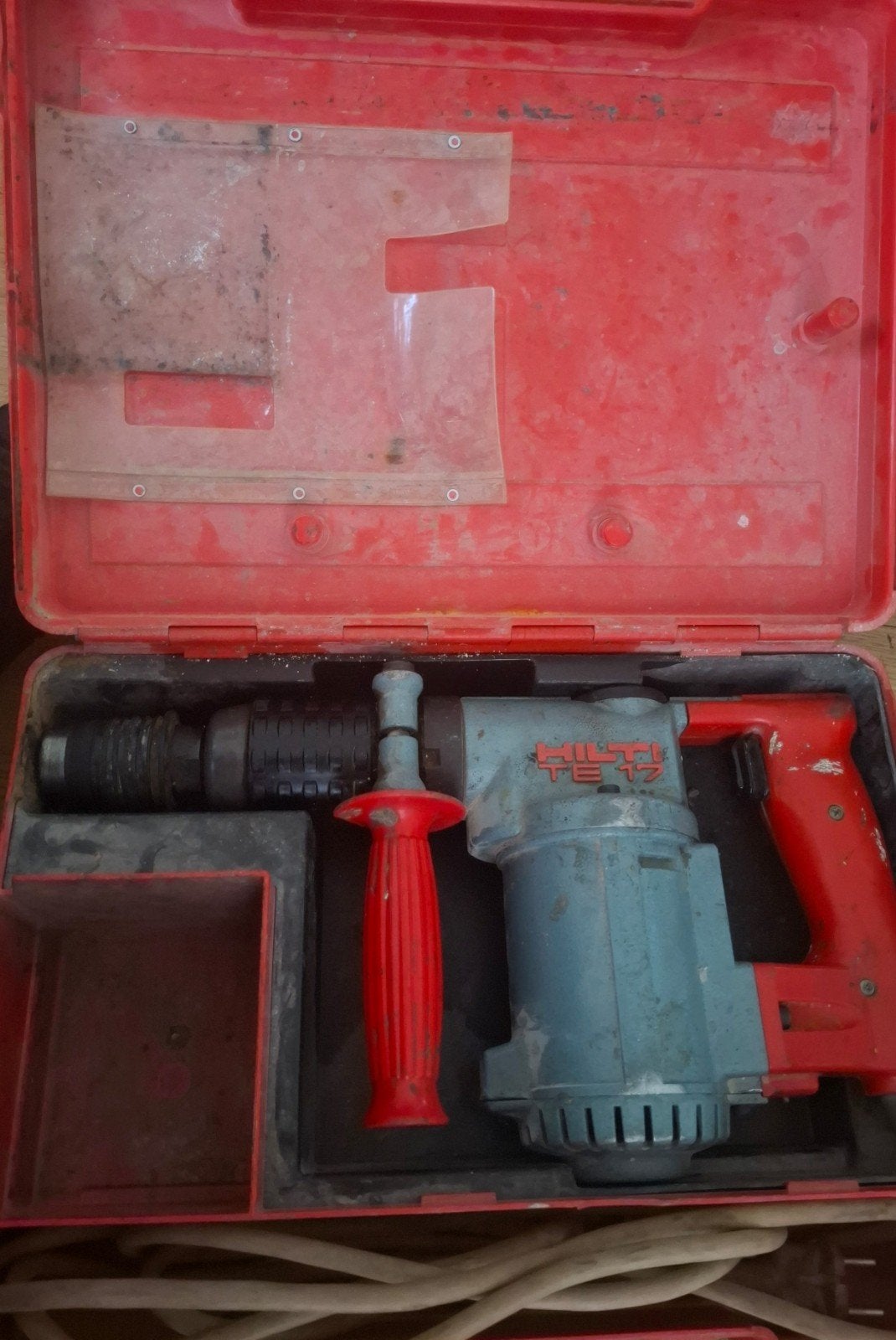 !! MOET WEG !! Hilti TE 17 Boorhamer in koffer, Boor- en/of Breekhamer, Ophalen of Verzenden, Klopboormechanisme, Gebruikt