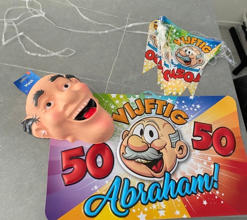 Abraham pakket op te halen, Ophalen, Nieuw, Versiering, Abraham of Sarah