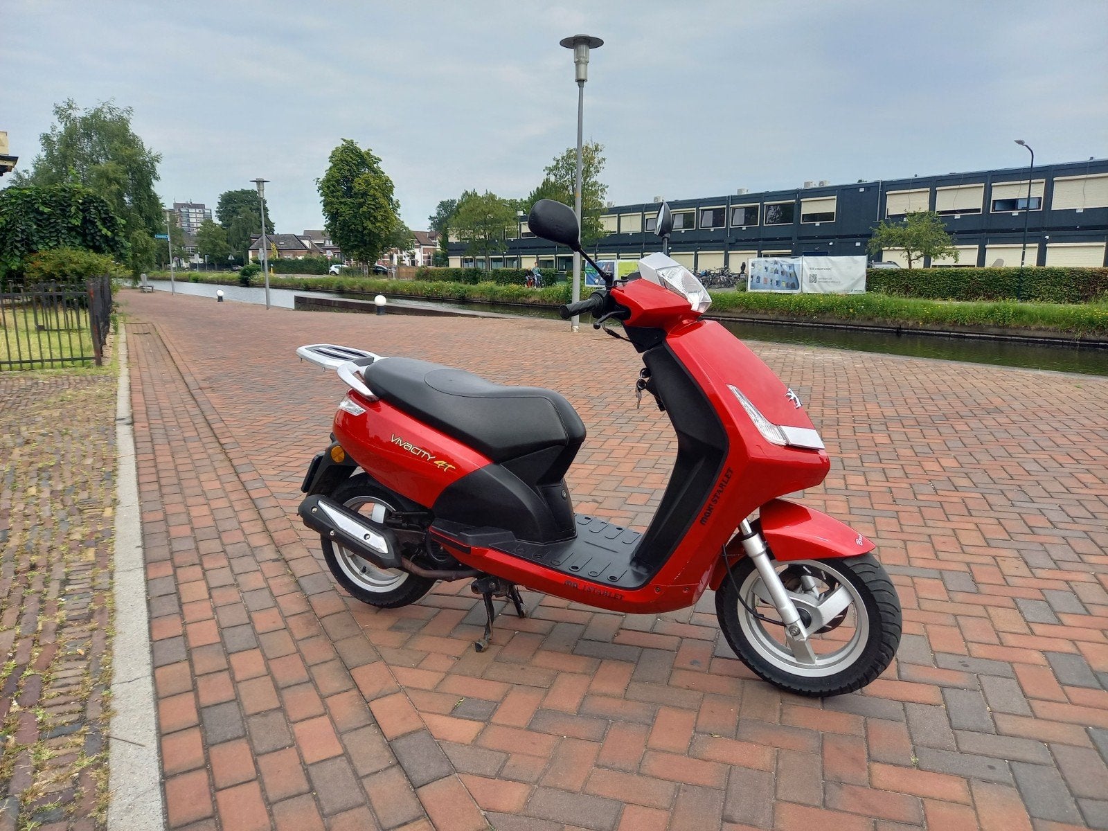 Mooie Peugeot New Vivacity 4Takt, Fietsen en Brommers, Scooters | Yamaha, Ophalen, VLIJTSEWEG 17-2, 7317 AC. APELDOORN, 49 cc