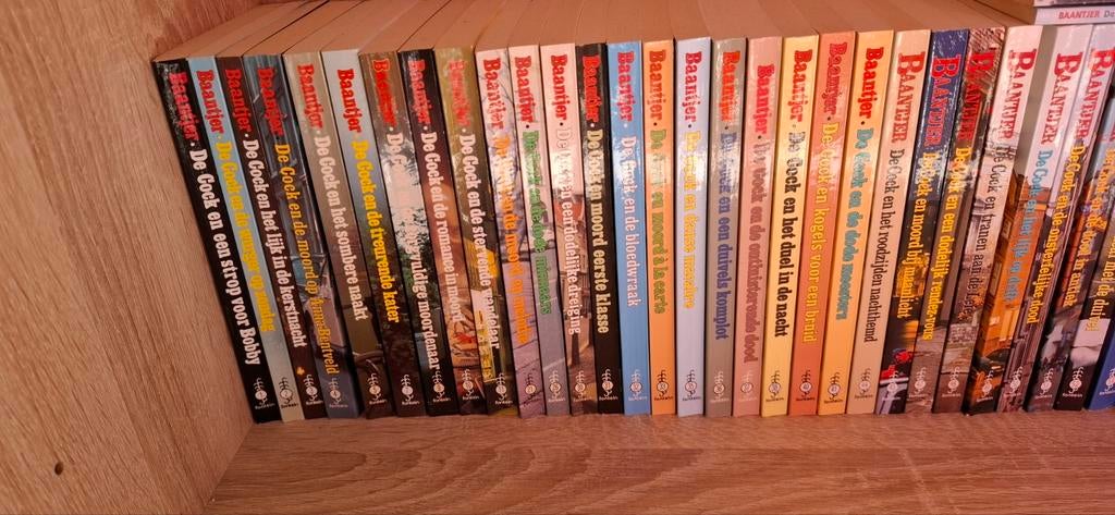 37 Baantjer pockets, Boeken, Meerdere comics, Ophalen of Verzenden, Zo goed als nieuw, Europa