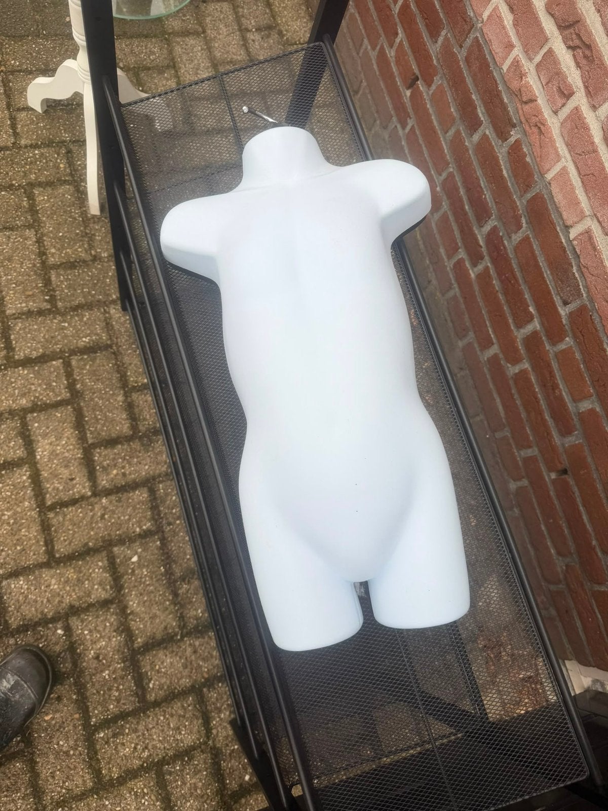 Buste, Ophalen, Zo goed als nieuw