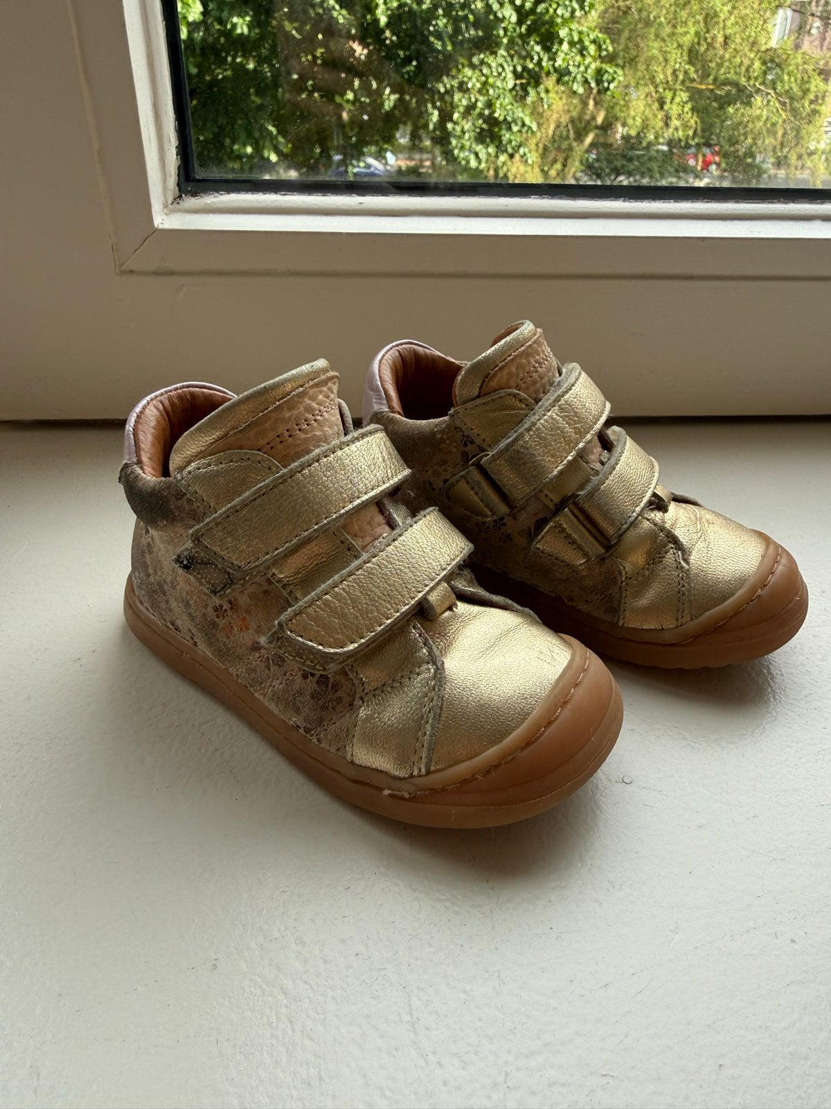 Bisgaard babyschoentjes met klittenband, Gebruikt, Meisje, Schoenen, Ophalen of Verzenden