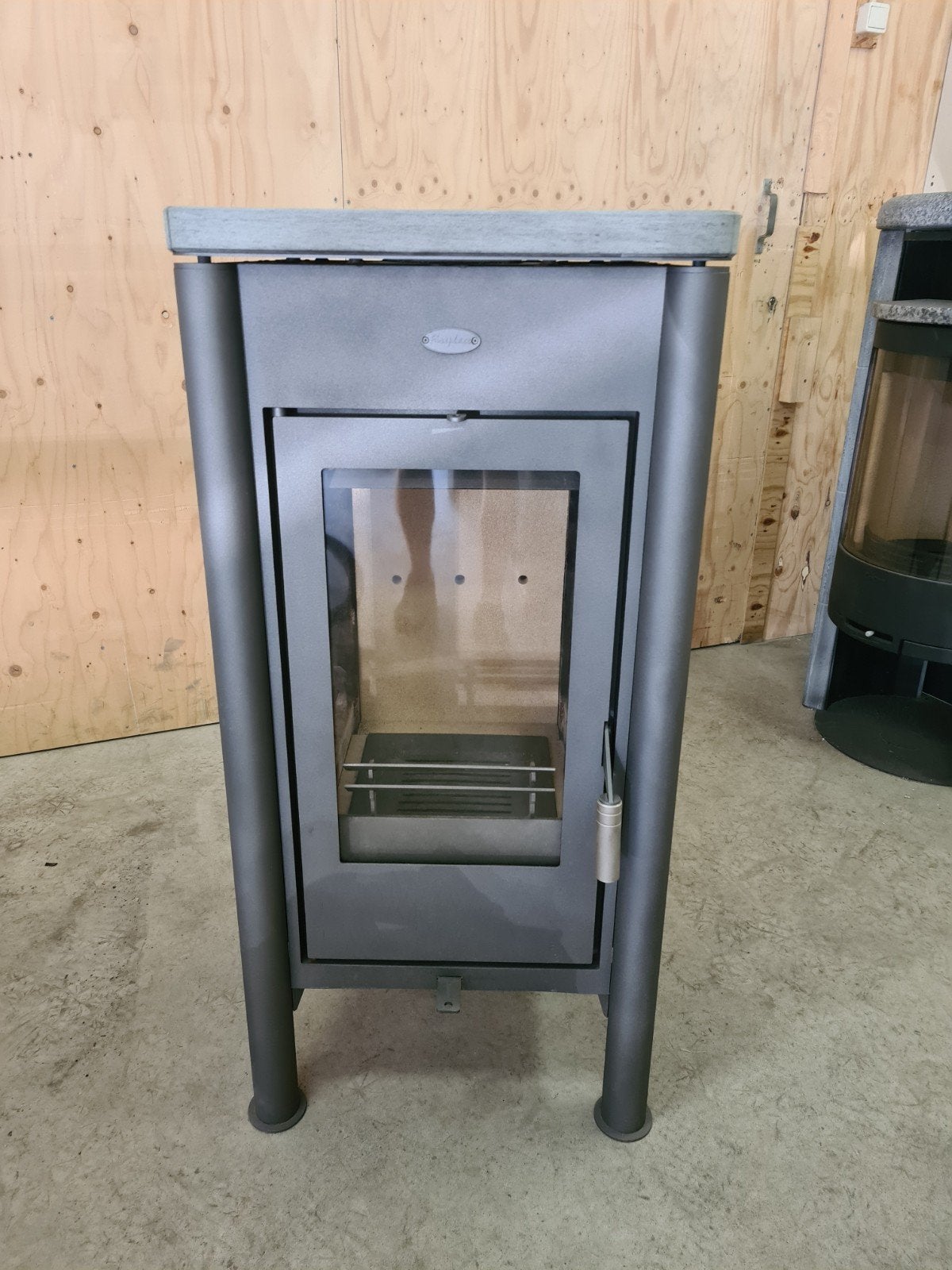 MOOIE HOUTKACHEL MET 3 ZIJDIG GLAS, Ophalen, Gebruikt, Vrijstaand, Hout