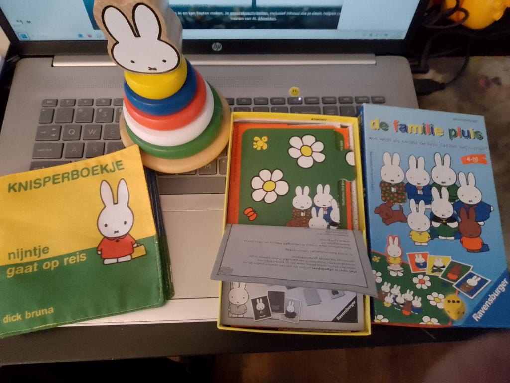 3 x nijntje spel  familie pluis  stapeltoren knisper op reis, Kinderen en Baby's, Speelgoed | Babyspeelgoed, Ophalen, Zo goed als nieuw