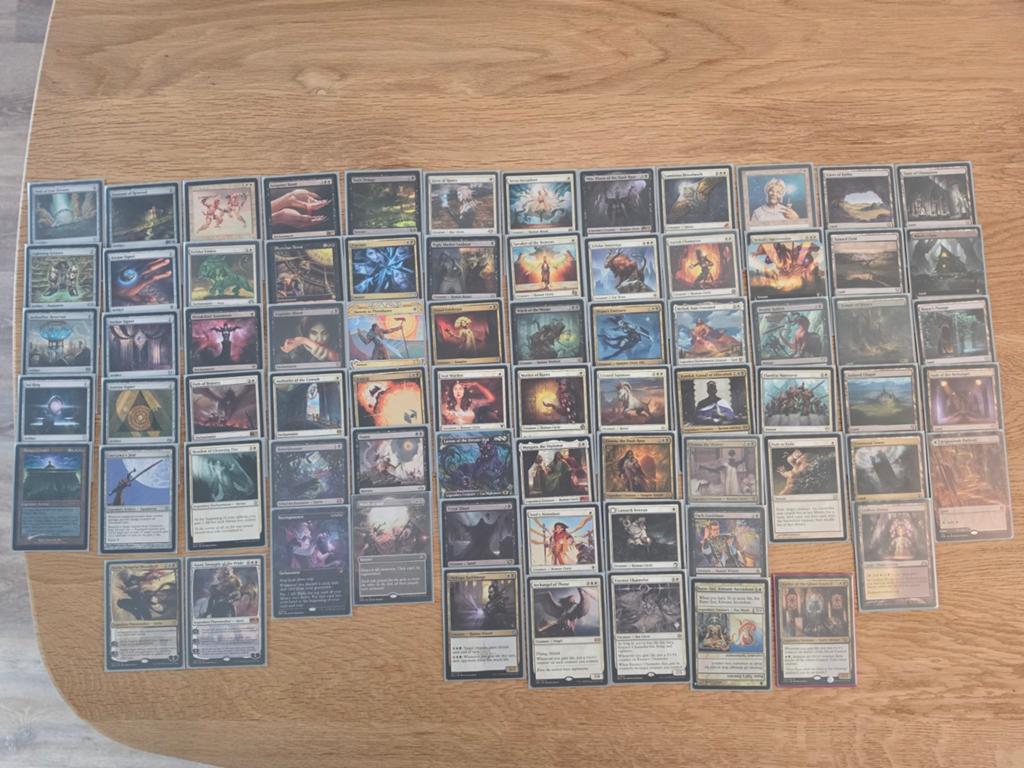 Commander deck Karlov of the Ghost Council, Hobby en Vrije tijd, Verzamelkaartspellen | Magic the Gathering, Ophalen of Verzenden