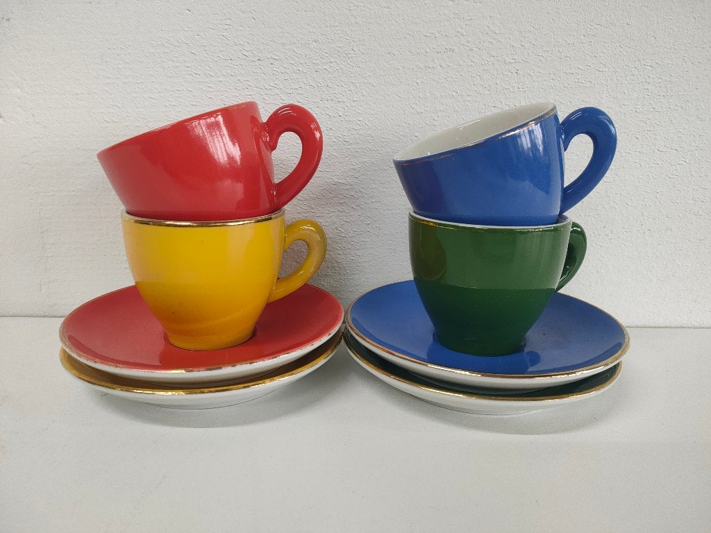 Art & Design kop en schotel (set) (Outlet De Overkant), Ophalen of Verzenden, Nb, Overige stijlen, Nb