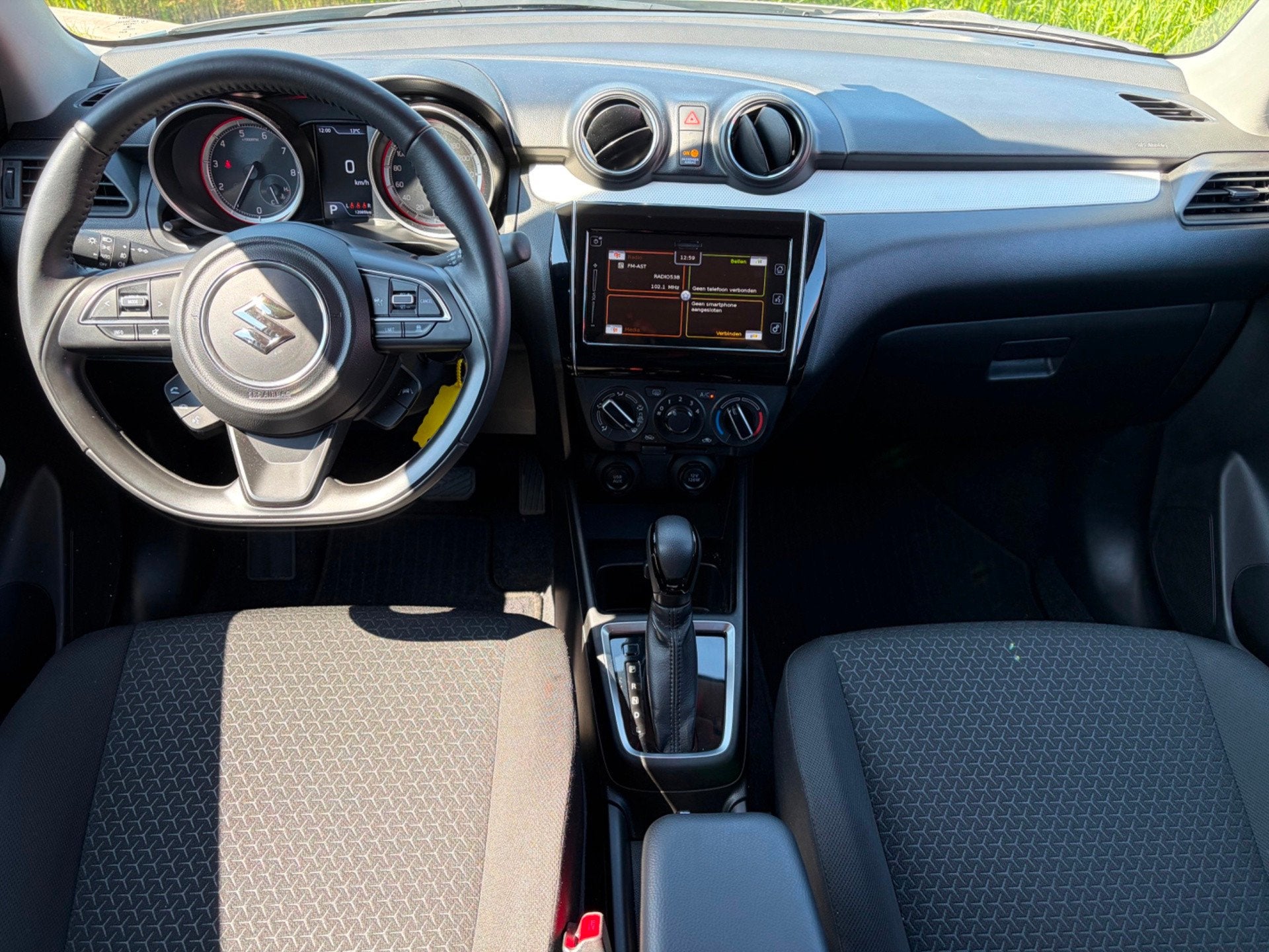 Suzuki SWIFT 1.2 Select Smart Hybrid automaat, Auto's, Suzuki, 83 pk, Stof, Gebruikt, 4 cilinders