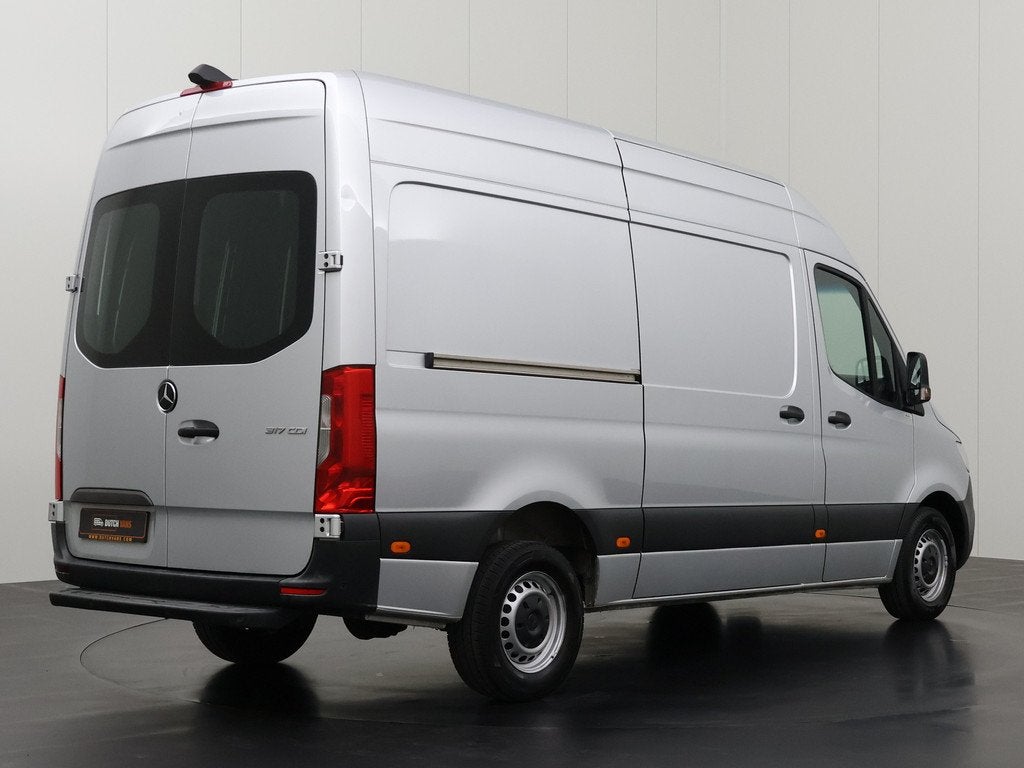 Mercedes-Benz Sprinter 317CDi Automaat L2H2 | Nieuwstaat ! |, Auto's, Gebruikt, 2000 kg, Mercedes-Benz, Diesel