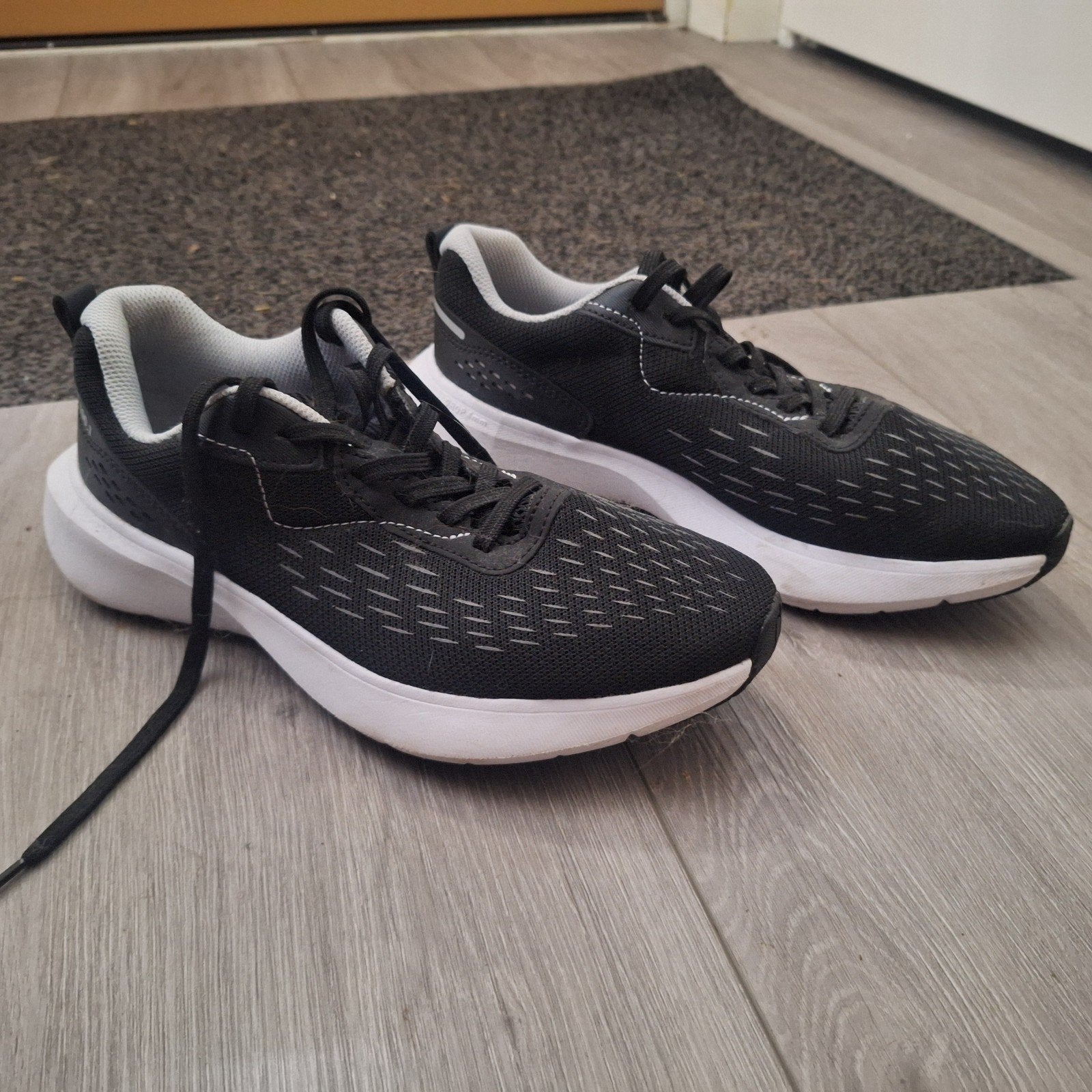 Kalenji Jogflow 100.1 Hardloopschoenen Zwart Maat 39, Gebruikt, Hardloopschoenen, Hardlopen, Ophalen