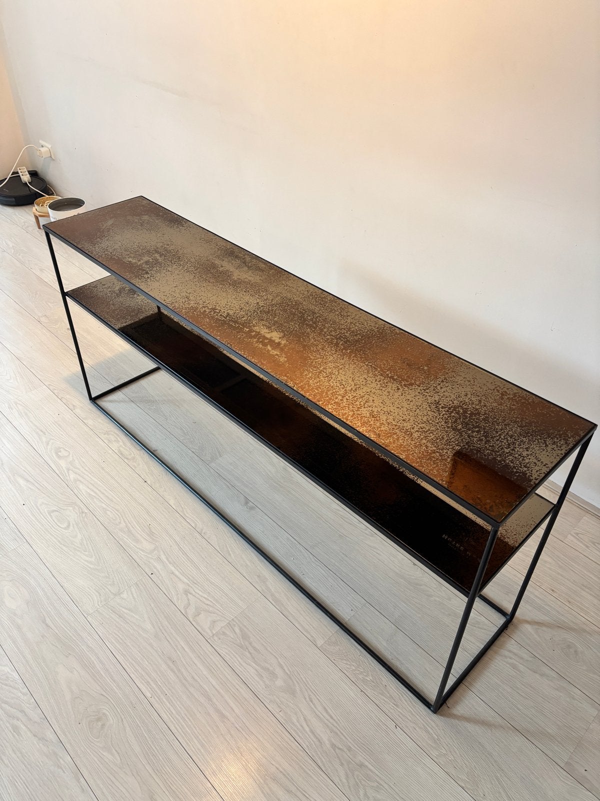 Stijlvolle sidetable van Zuiver Zaandam - 165x35x70cm, Ophalen, Zo goed als nieuw, Metaal, 150 tot 200 cm