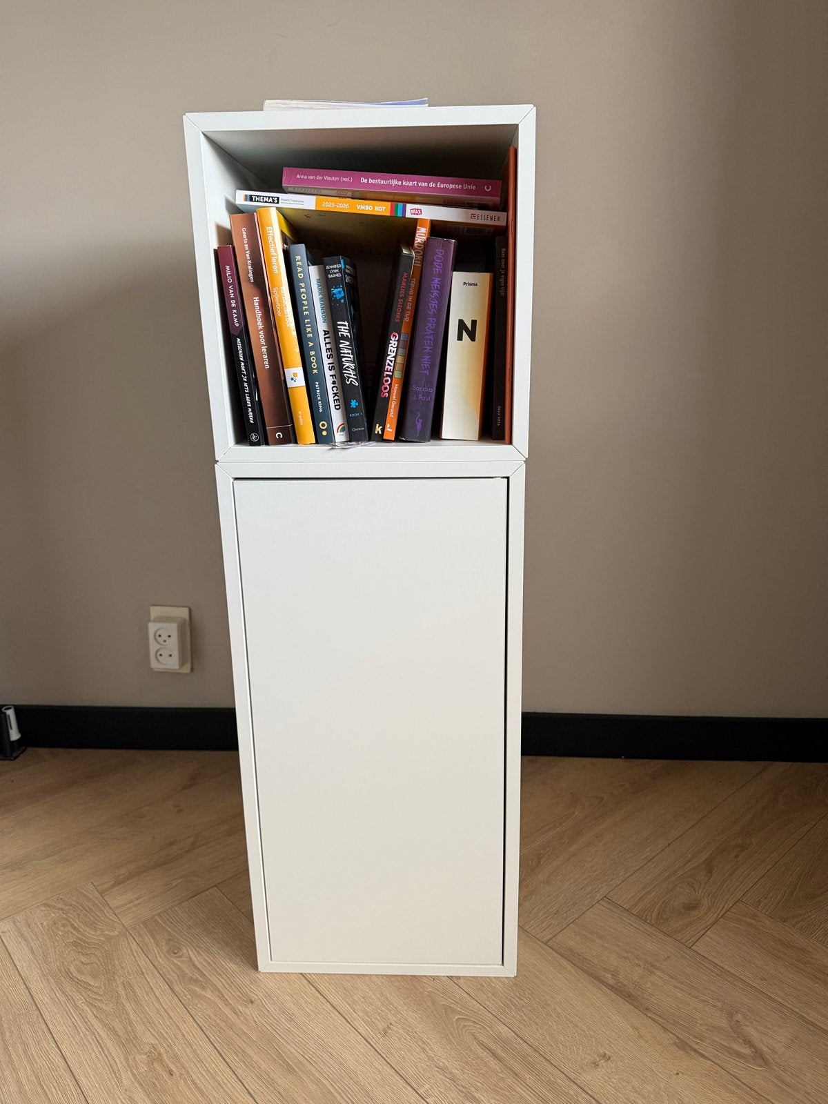 IKEA EKET Kastje met deur en open vak, wit, Ophalen, Overige materialen, Minder dan 50 cm, Zo goed als nieuw