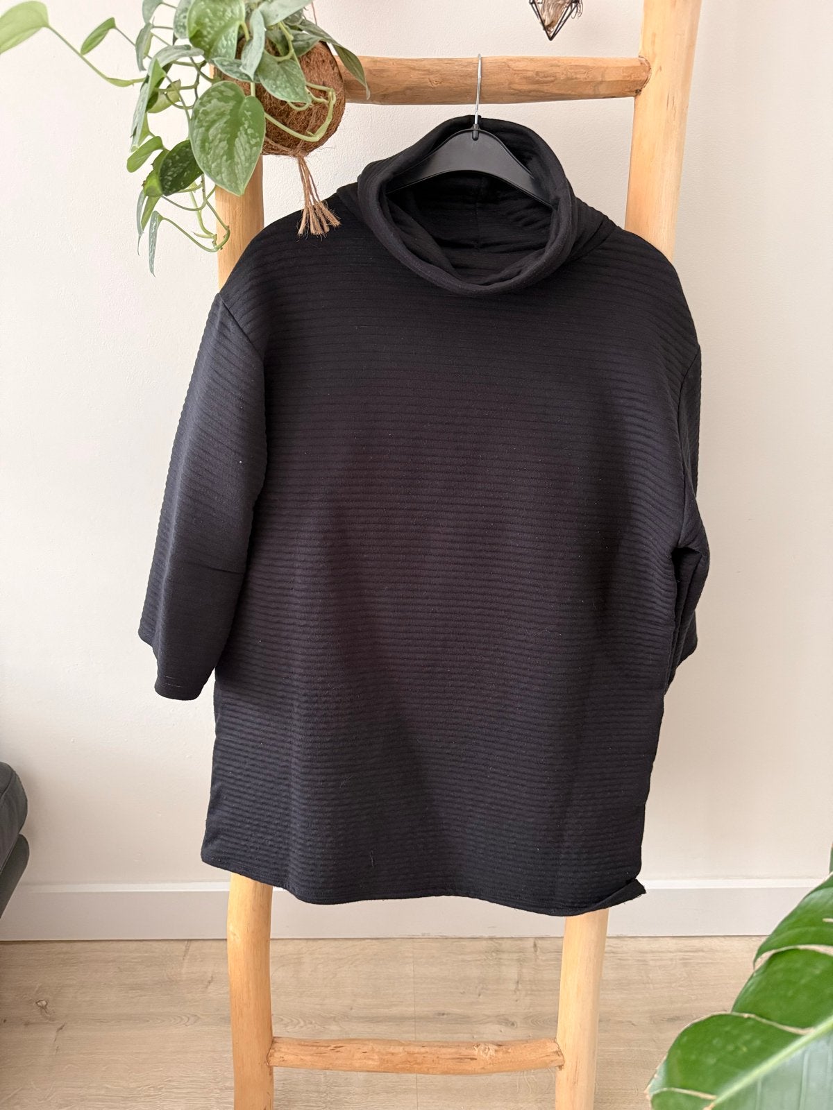 Zwarte coltrui jurk van Zara, maat M, Ophalen of Verzenden, Zo goed als nieuw, Maat 38/40 (M), Zwart