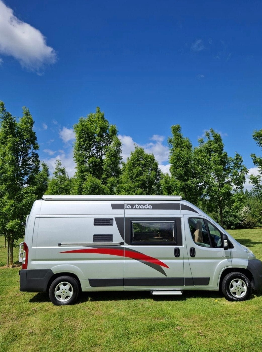 Caravans And Camping Pössl