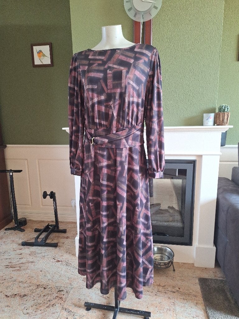 K-Design zwart aubergine bruine langere jurk L, Kleding | Dames, Jurken, K-design, Verzenden, Zwart, Maat 42/44 (L)