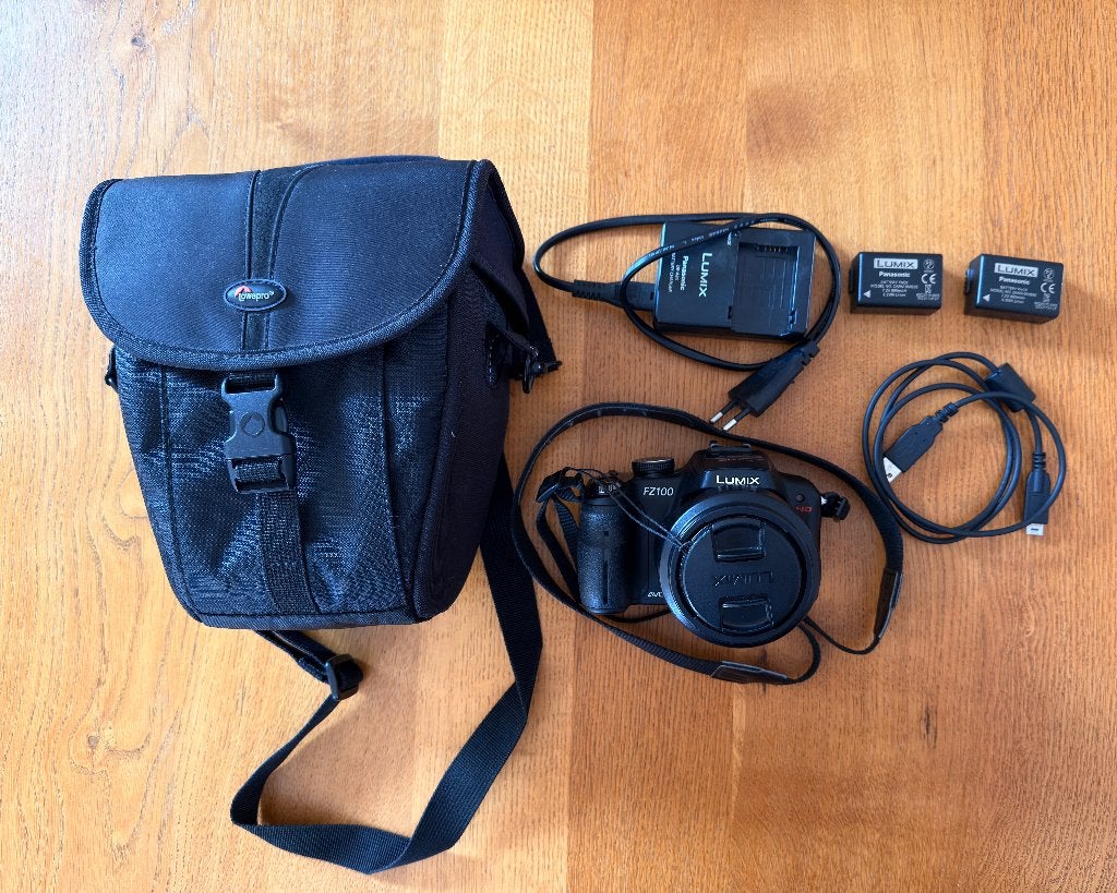 Panasonic Lumix DMC-FZ100 + Accessoires, 14 megapixels, Gebruikt, Panasonic, Ophalen of Verzenden