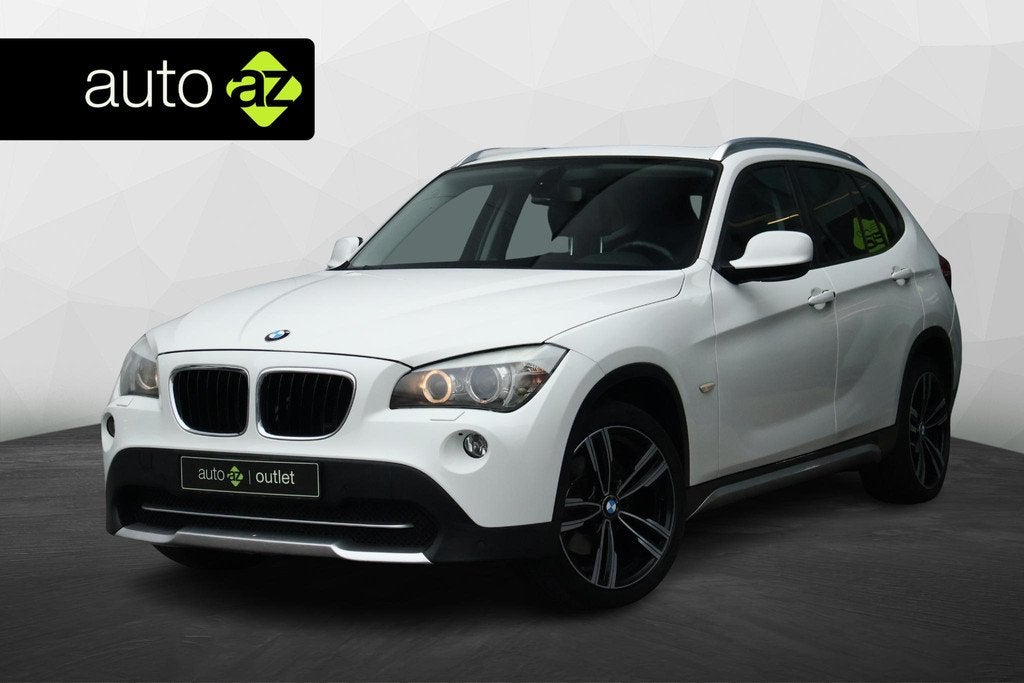 BMW X1 xDrive20i Business / Pano / Stoelverwarming, Auto's, BMW, Euro 5, Stof, Gebruikt, 4 cilinders