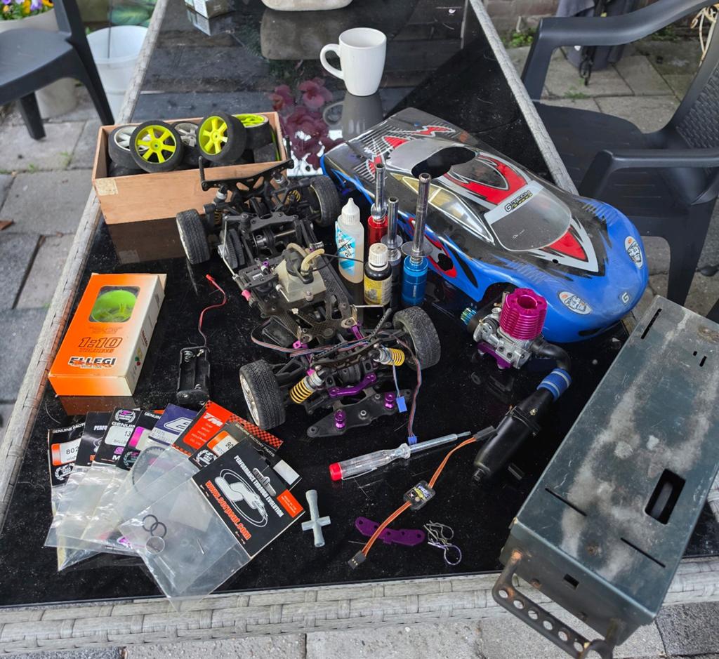 Serpent nitro rc, Ophalen of Verzenden, Zo goed als nieuw, Schaal 1:10, Auto onroad