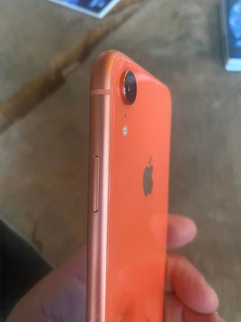 Iphone xr 128gb coral red, Ophalen of Verzenden, Zo goed als nieuw, Rood, Overige modellen
