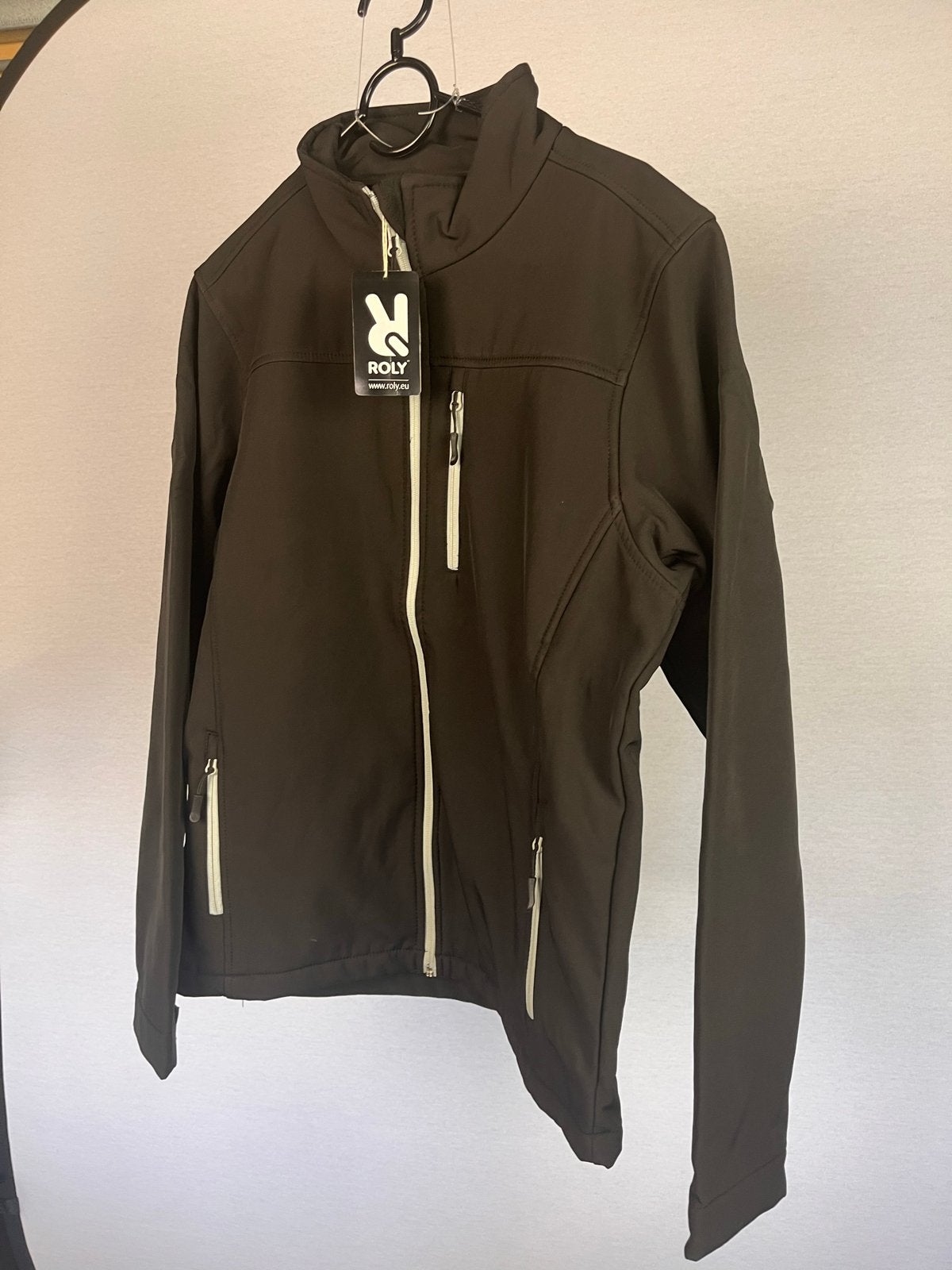 Roly Softshell Jas - Maat L, Ophalen of Verzenden, Nieuw, Maat 52/54 (L), Bruin