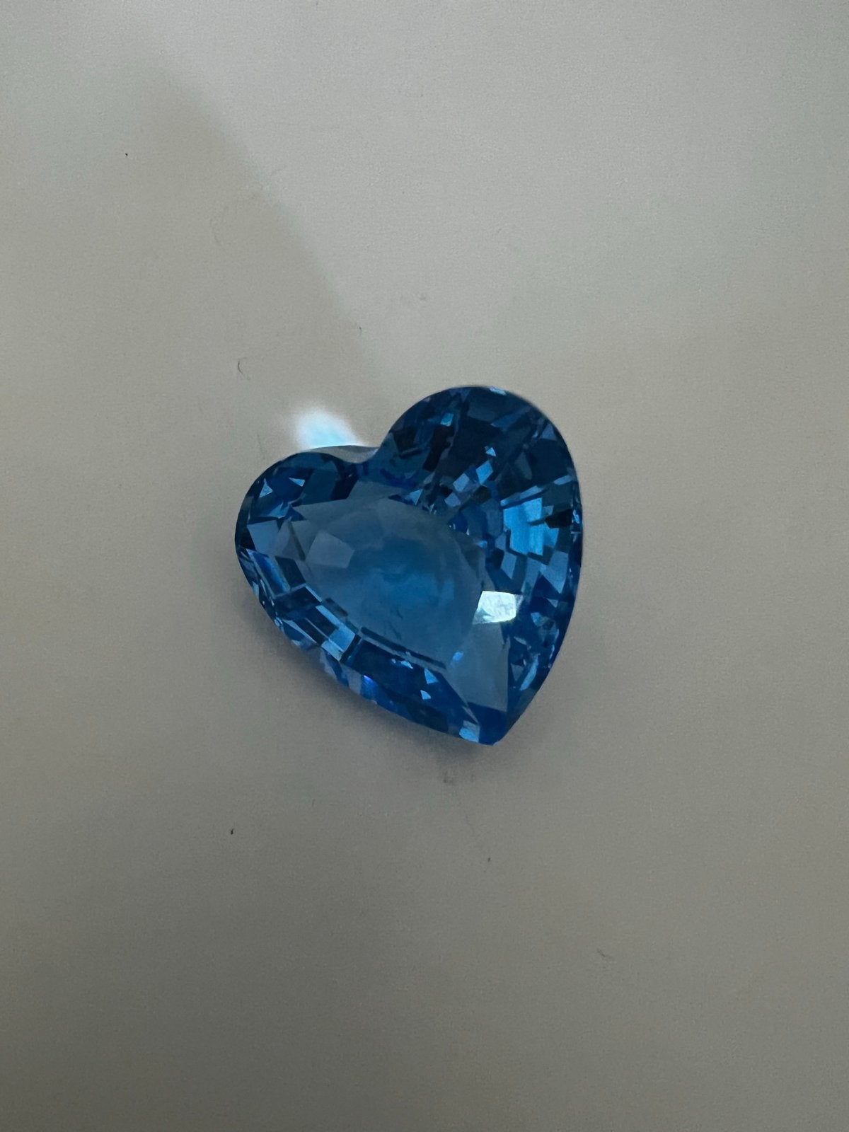 Swarovski blauw kristallen hart zonder verpakking, Verzamelen, Swarovski, Ophalen of Verzenden, Zo goed als nieuw, Figuurtje