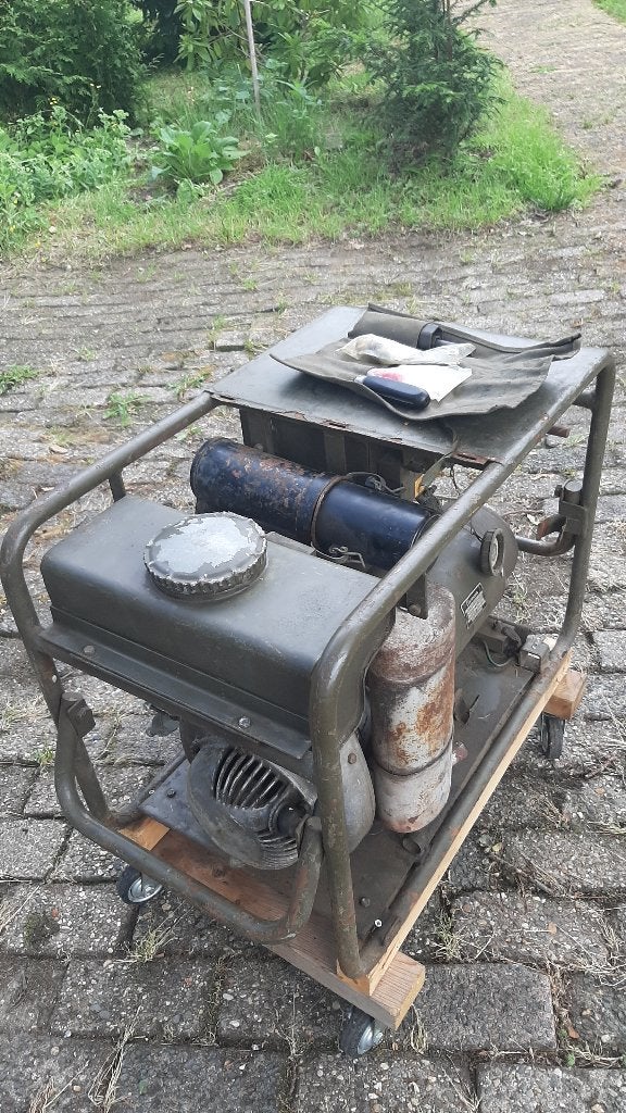 oude militaire generator uit 1960, Verzamelen, Ophalen, Landmacht, Nederland, Overige typen