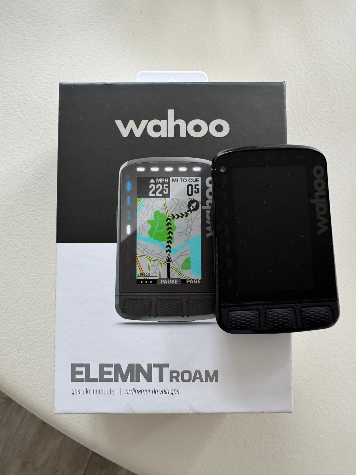 Wahoo roam v2, Fietsen en Brommers, Fietsaccessoires | Fietscomputers, Ophalen of Verzenden, Zo goed als nieuw