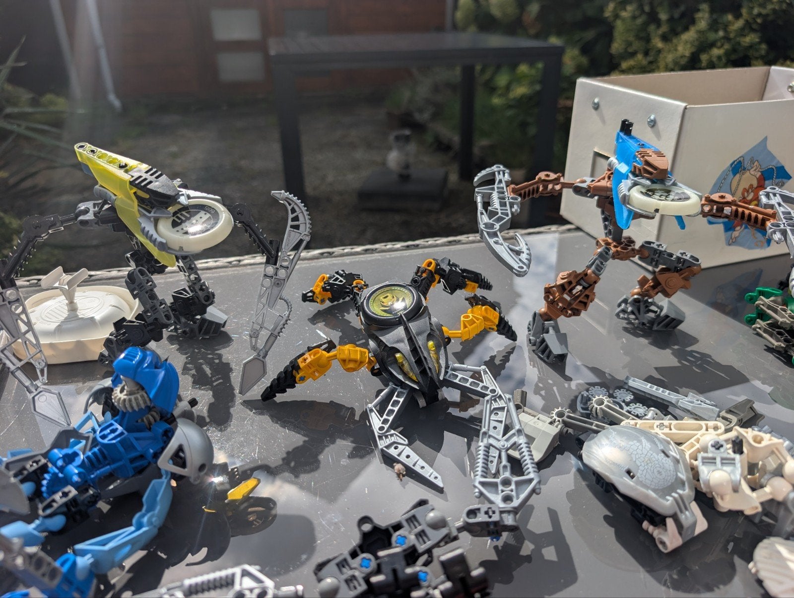 Grote collectie LEGO Bionicle figuren en onderdelen, Ophalen of Verzenden, Gebruikt, Overige merken