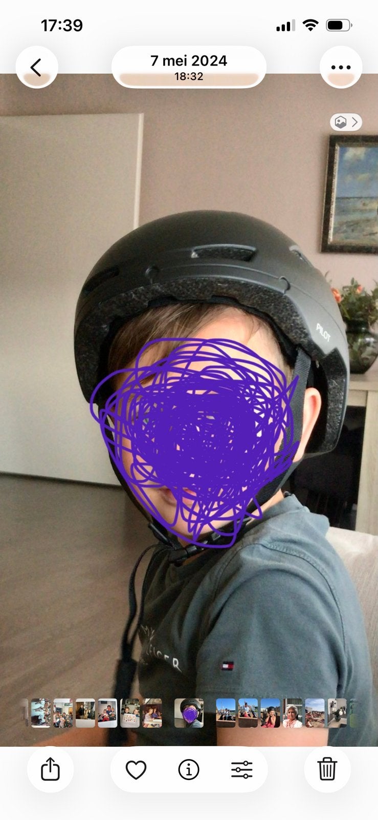 Kinderhelm voor op scooter of brommer, Ophalen of Verzenden