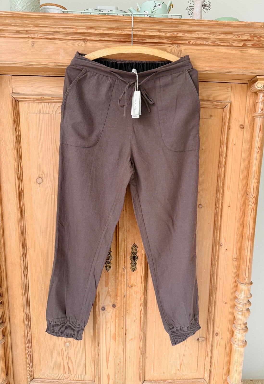 Nieuw! Gai + Lisva broek van biologisch katoen, maat M, Maat 38/40 (M), Bruin, Nieuw, Ophalen of Verzenden