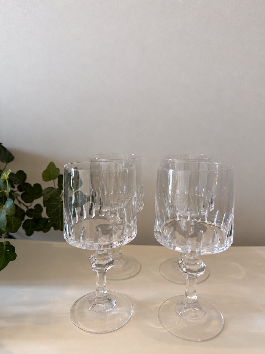 Set van 4 kristallen cristal D’argue wijnglazen, Antiek en Kunst, Ophalen of Verzenden
