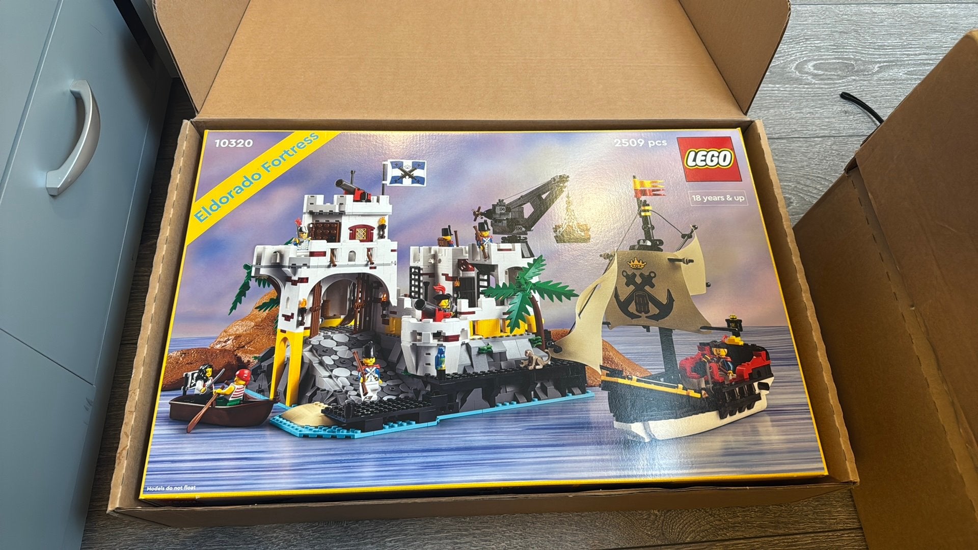 Lego eldorado fortress 10320, Nieuw, Ophalen of Verzenden, Ideas, Complete set