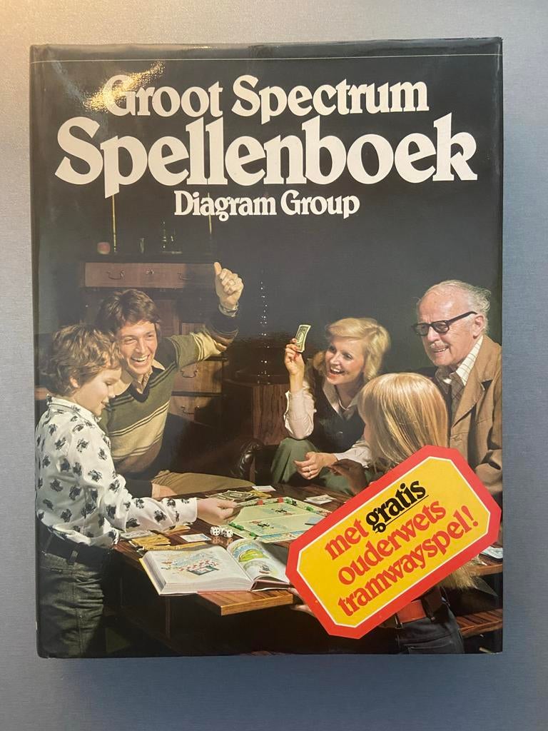Groot Spectrum Spellenboek (1977) met ouderwets tramwayspel, Hobby en Vrije tijd, Gezelschapsspellen | Bordspellen, Vijf spelers of meer