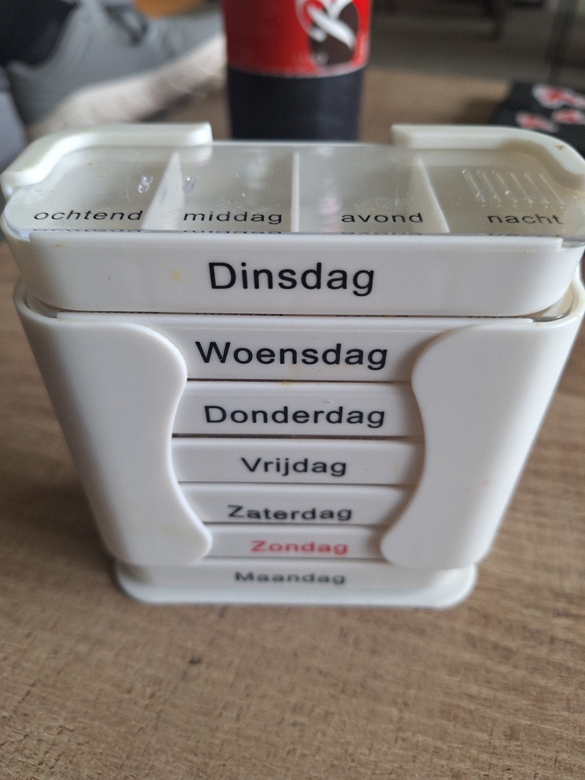 4st medicijn doosjes. Maandag tm zondag. Gebruikt, Ophalen of Verzenden, Gebruikt